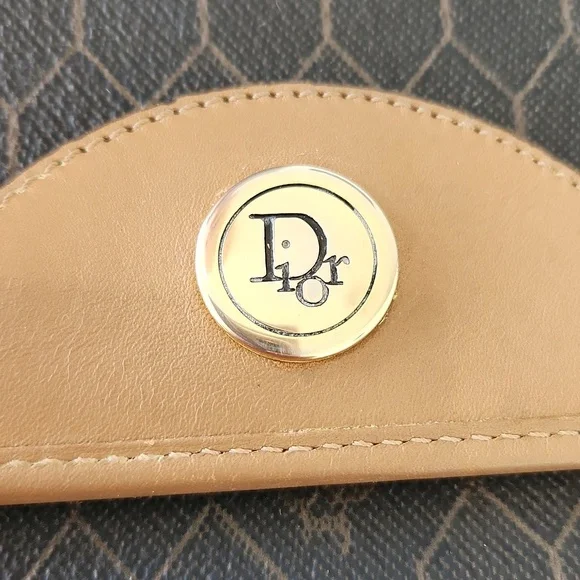 Dior Black and Tan Shoulder Bag - Picture 10 of 10